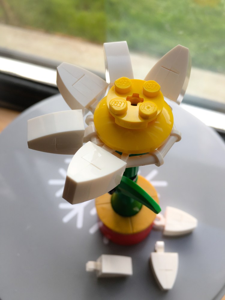 Lego Daisy with plucked petals