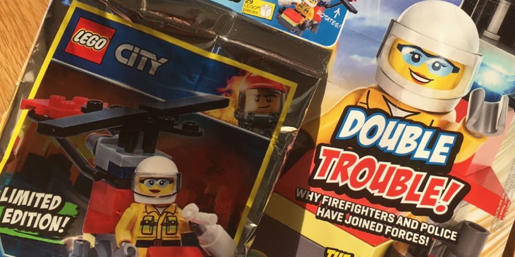 Lego City Magazine Issue 15 Cover
